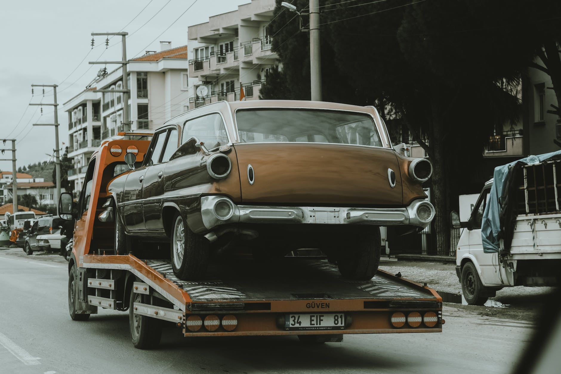 understanding the costs: tow truck services in dublin